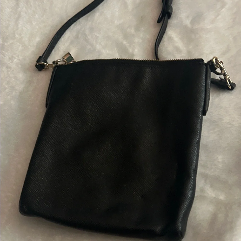 Coach Black Leather Crossbody Bag with Gold Details - Picture 3 of 5